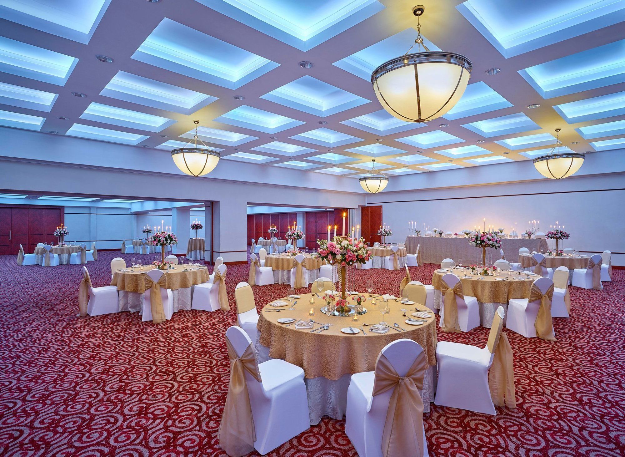Taj Pamodzi Lusaka Exterior photo The ballroom at the hotel