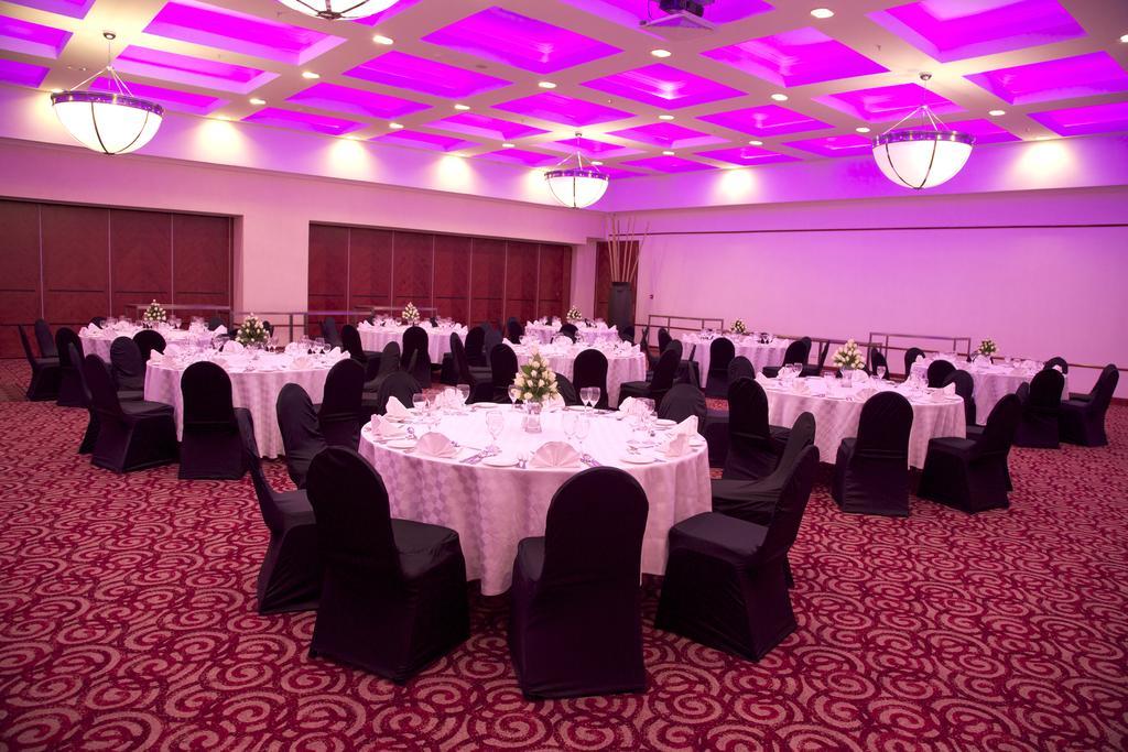 Taj Pamodzi Lusaka Exterior photo The ballroom