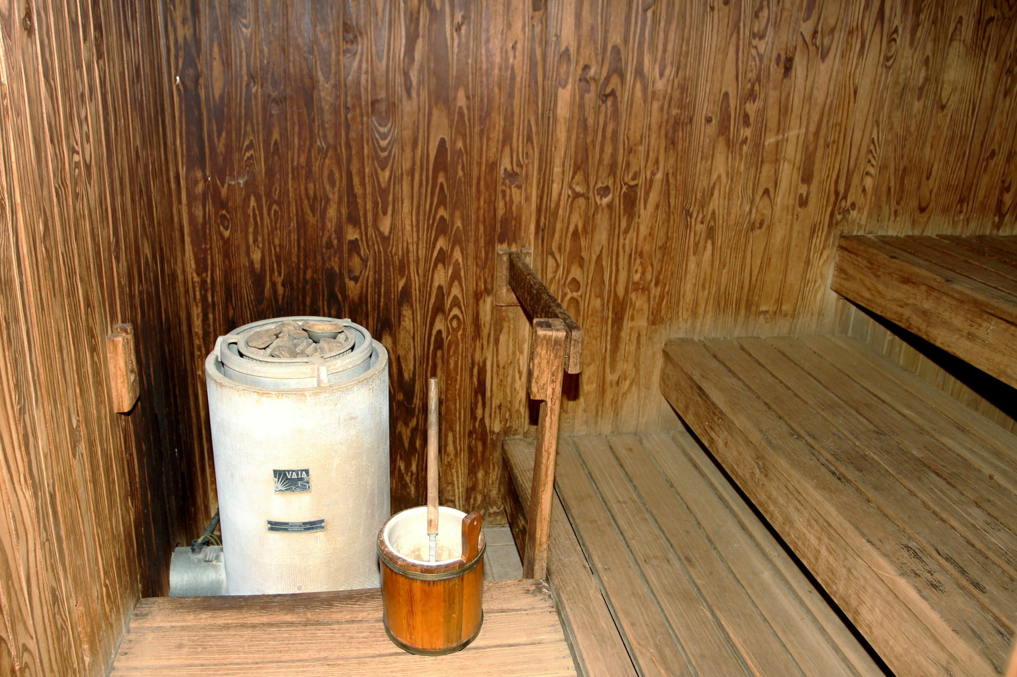 Taj Pamodzi Lusaka Exterior photo A sauna stove